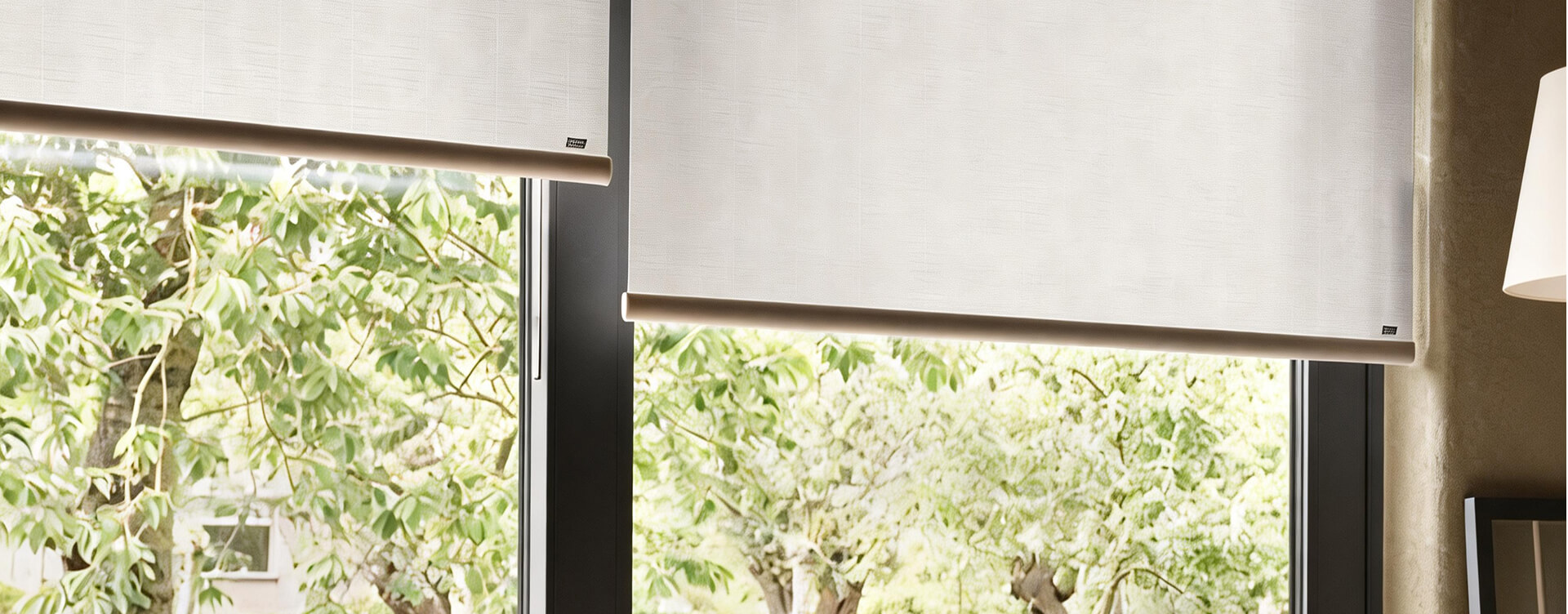 Windproof  Blind